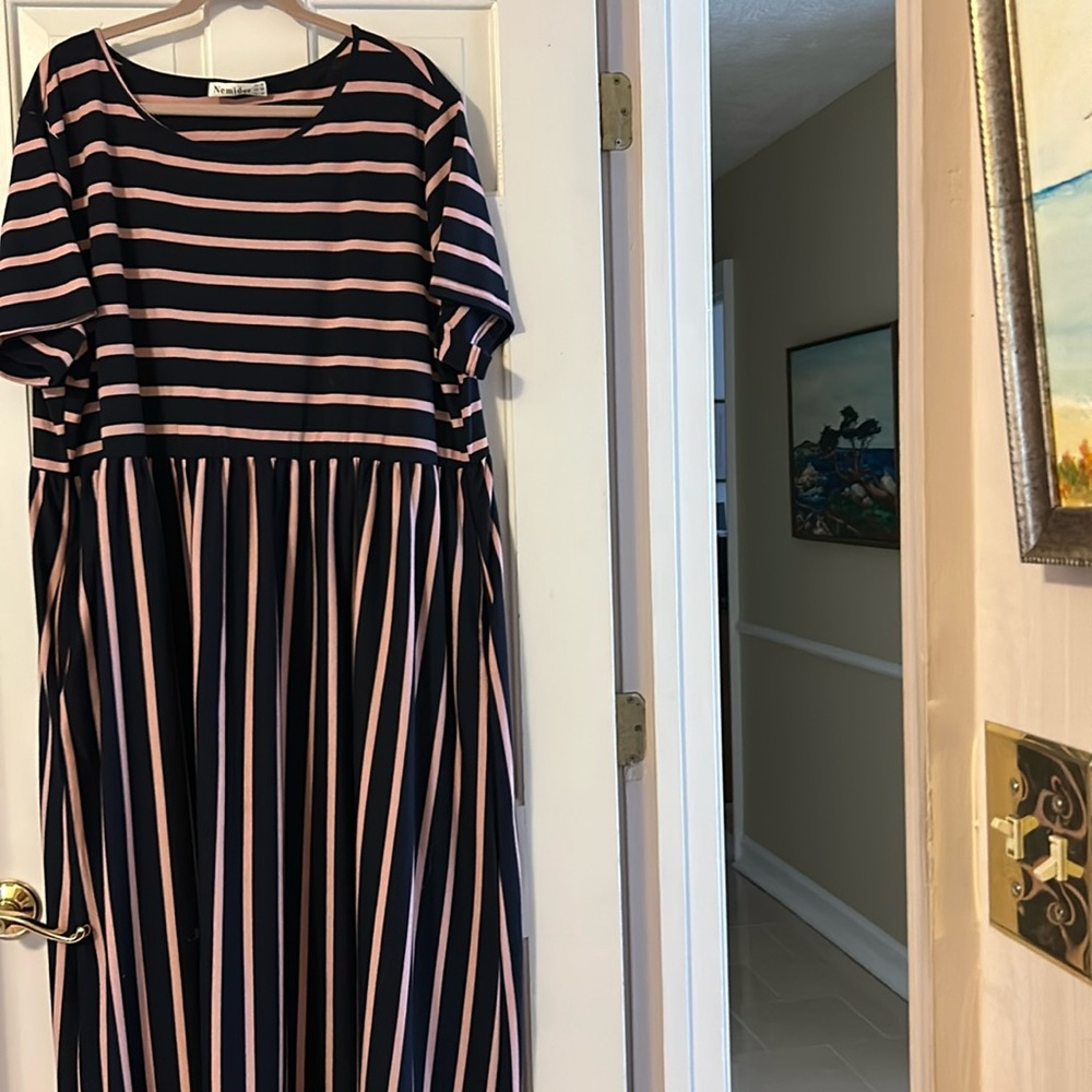 EUC, Navy&Pink Stripes sz. 24,length from shoulder 3 hem60” Lightweight Cotton